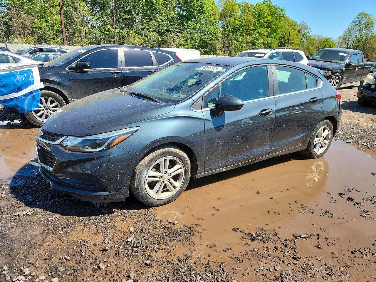Salvage Chevrolet Cruze Image