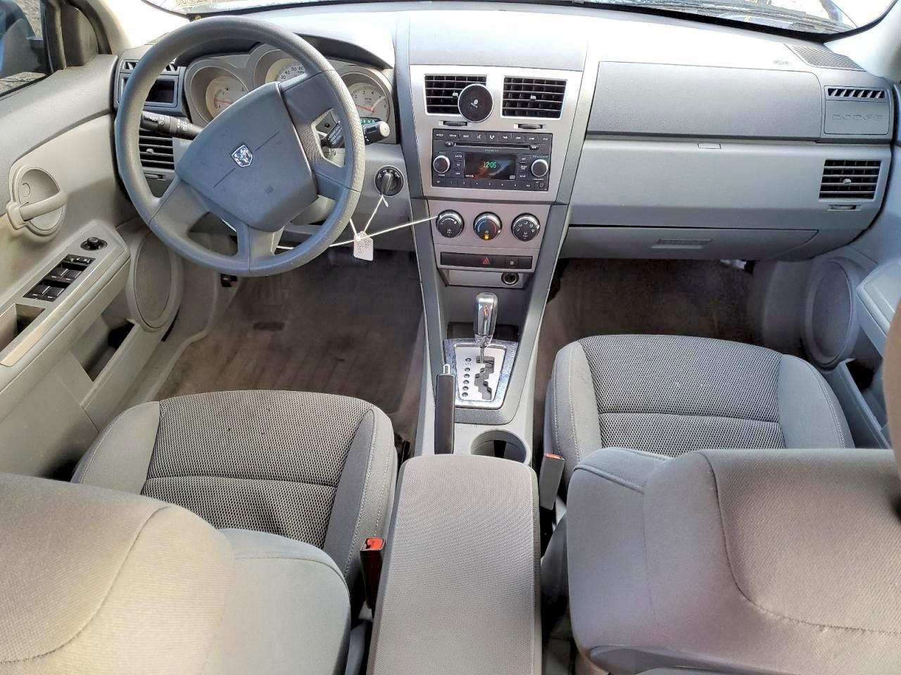 Dodge Avenger Se