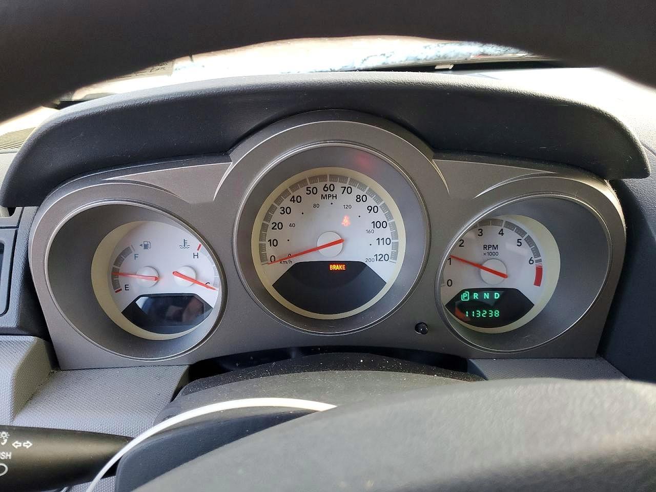 Dodge Avenger Se