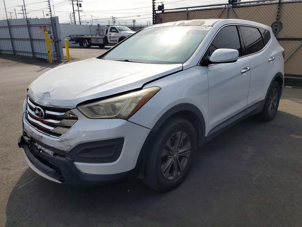 Salvage Hyundai SANTA FE Image