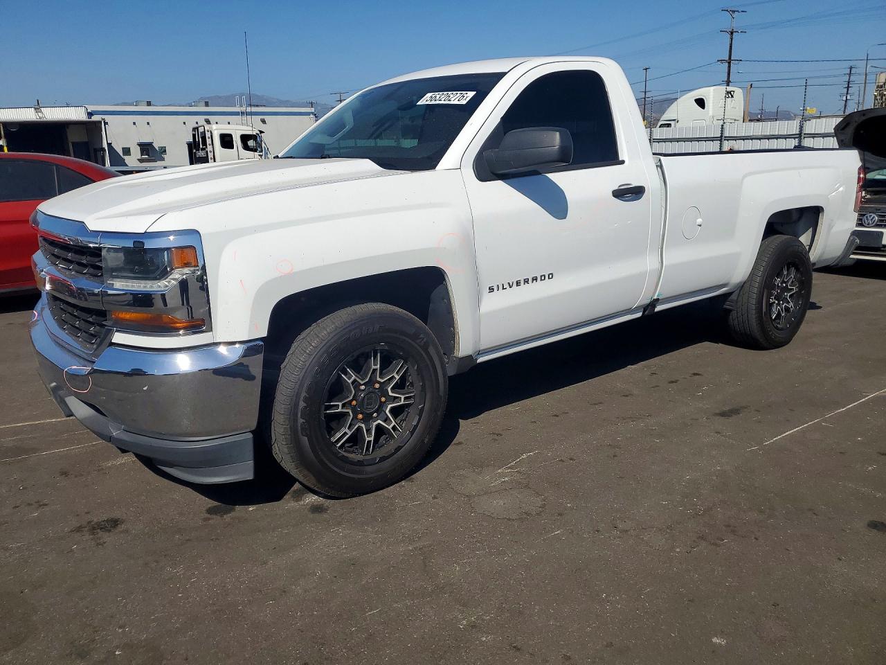 Salvage Chevrolet Silverado Image