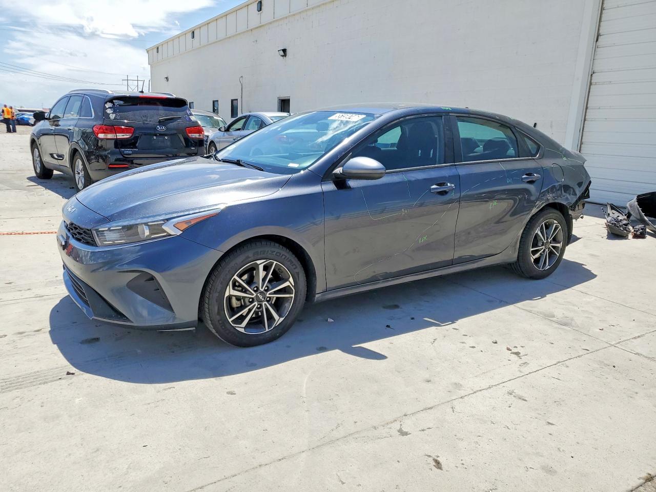 Salvage Kia Forte Image