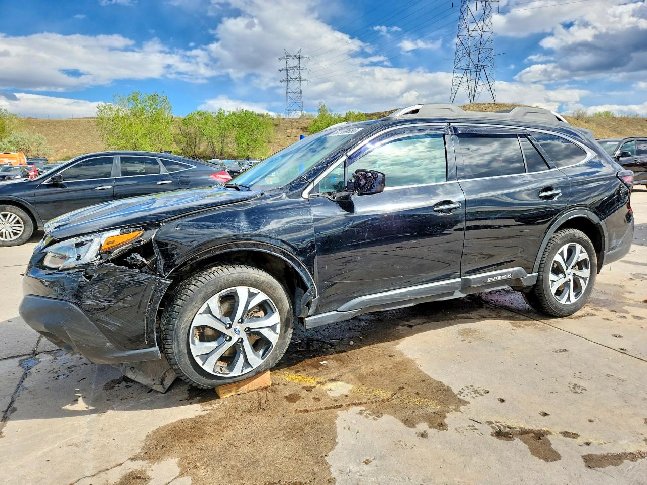 Salvage Subaru Outback Image