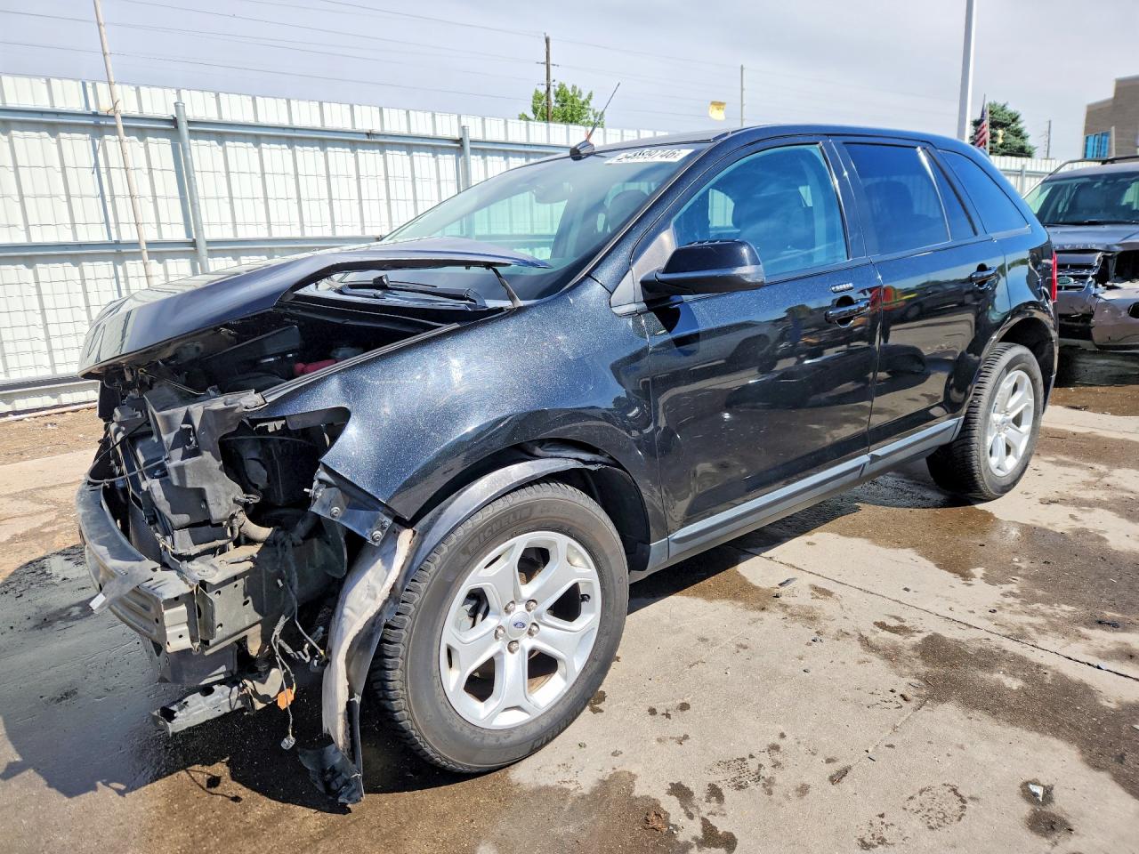 Salvage Ford Edge Image