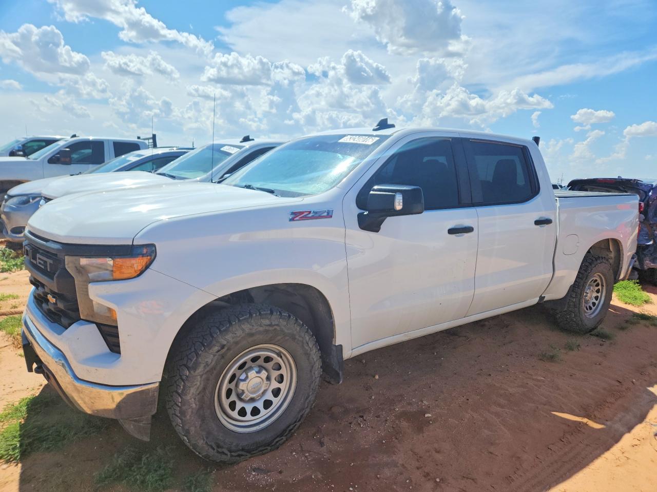 Salvage Chevrolet Silverado Image