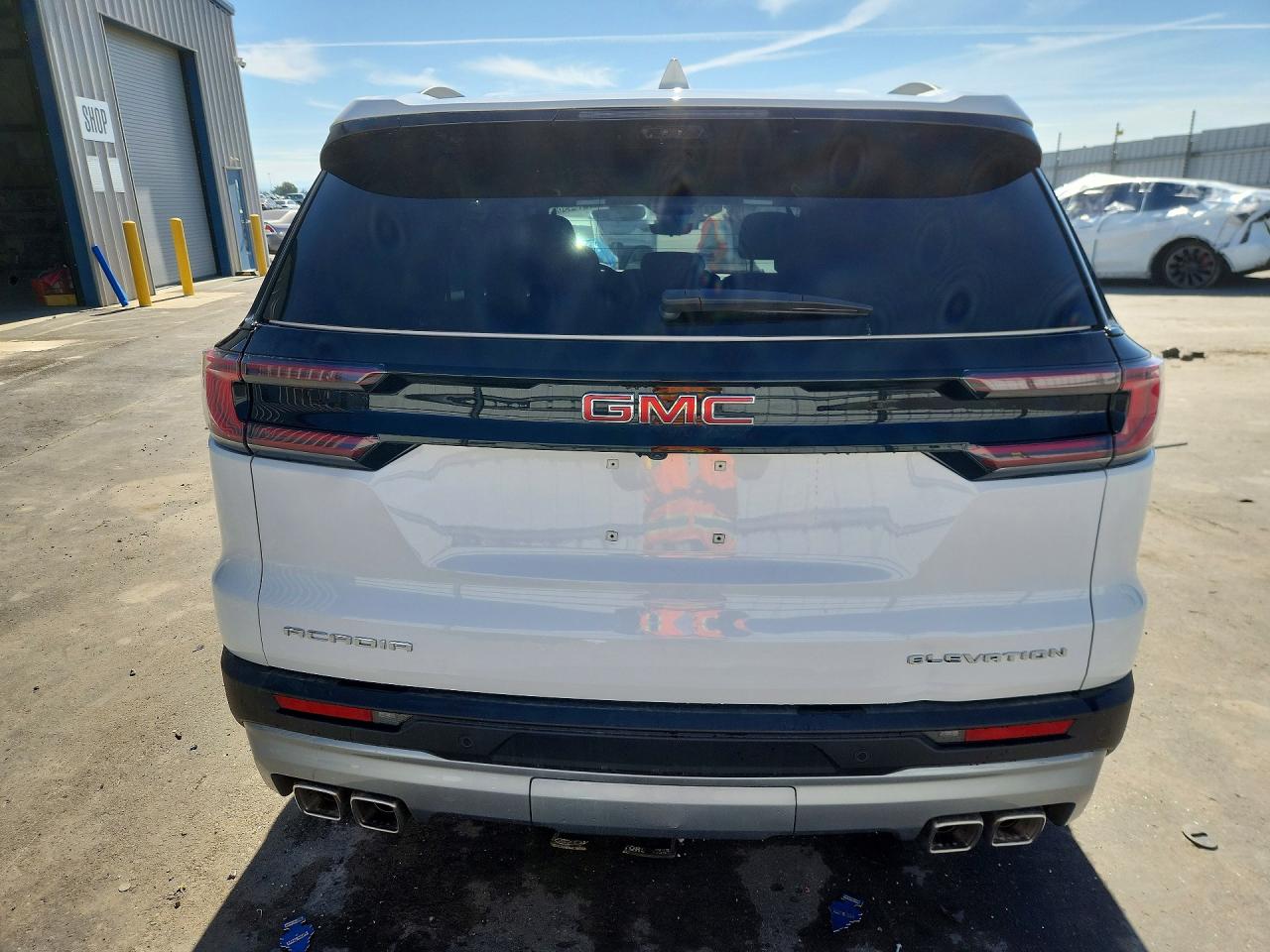 GMC Acadia Elevation
