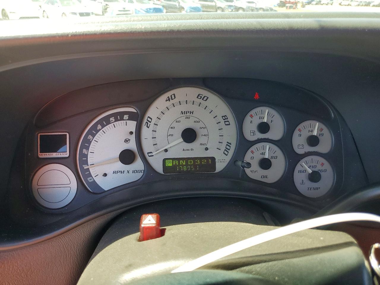 Chevrolet Silverado C1500