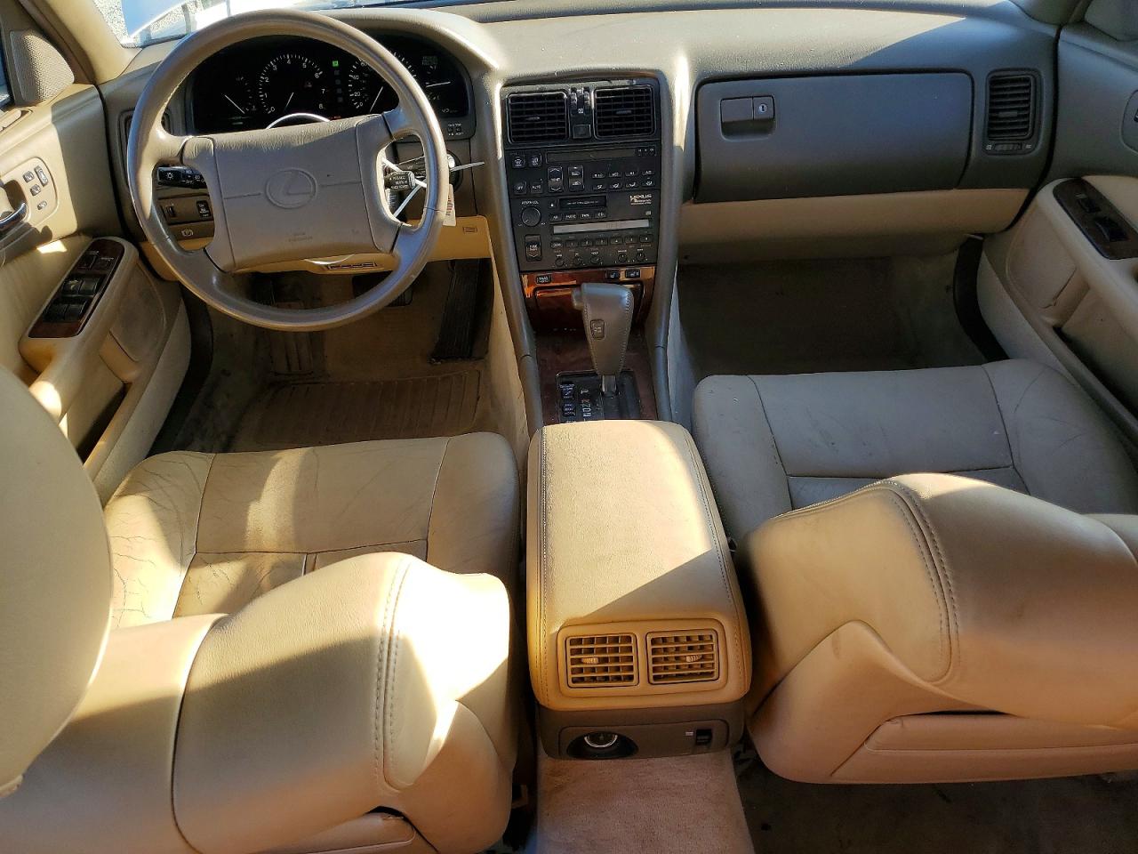 Lexus LS 400