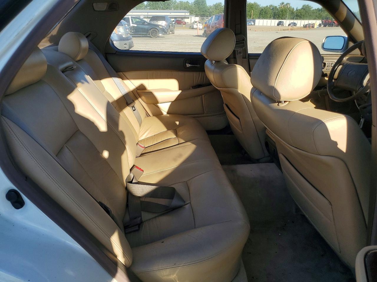 Lexus LS 400