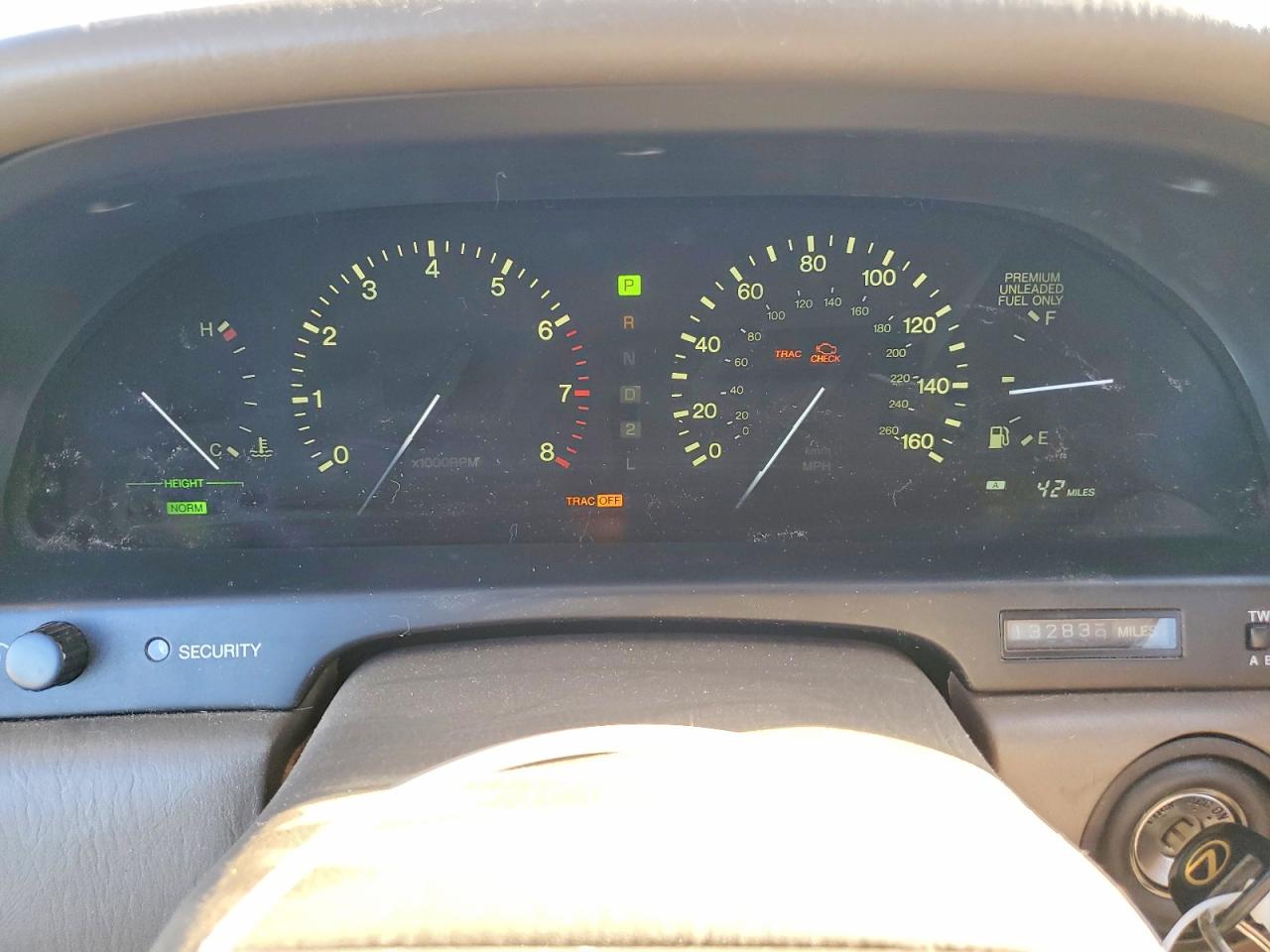 Lexus LS 400