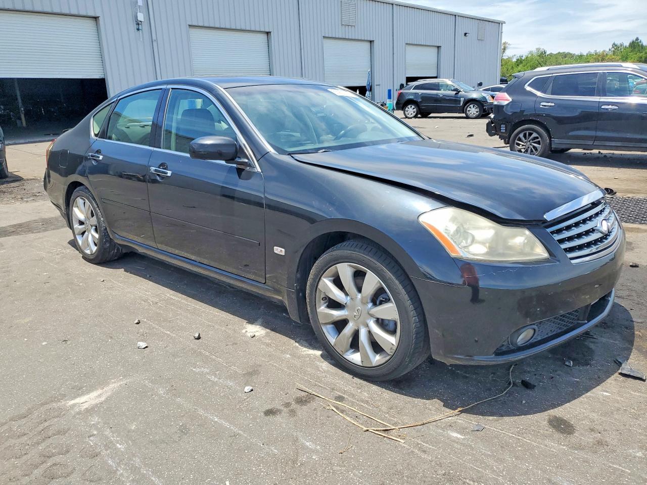 INFINITI M35 Base