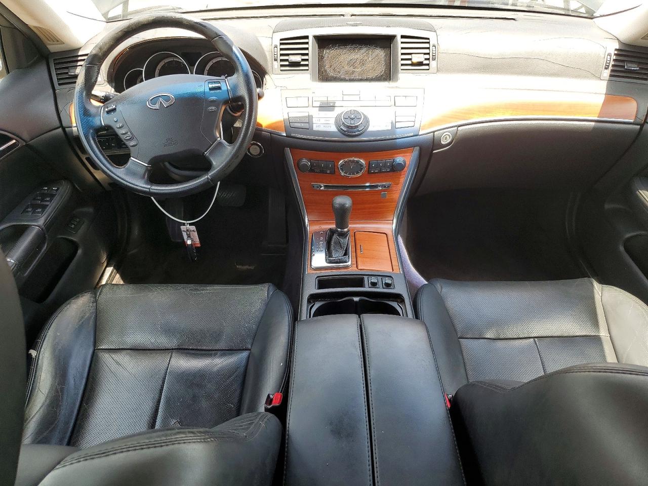 INFINITI M35 Base
