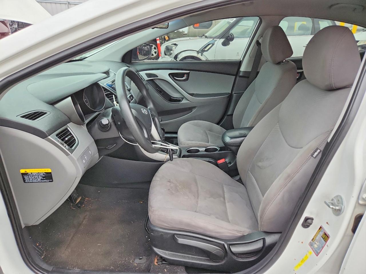 Hyundai ELANTRA Se