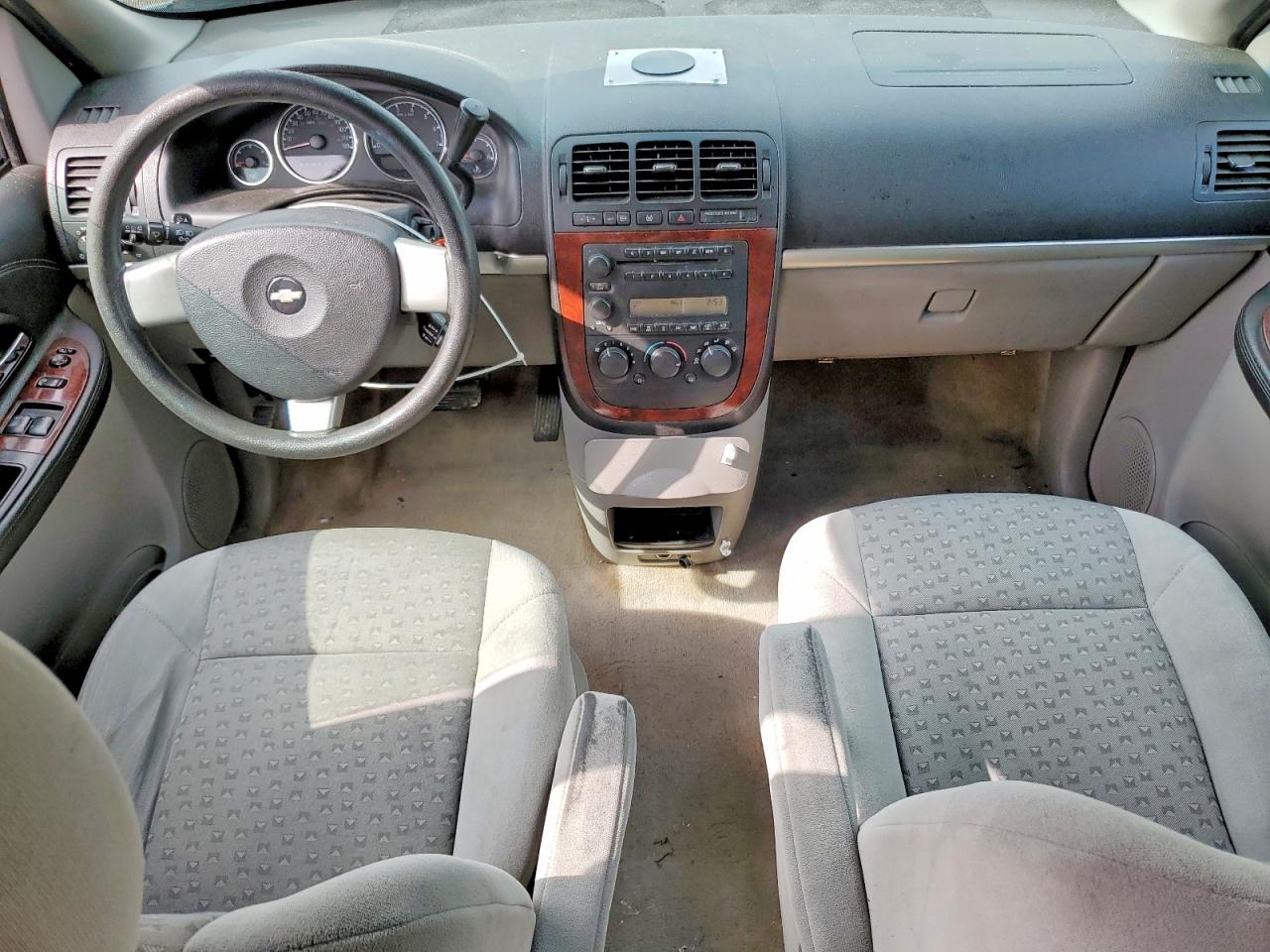 Chevrolet Uplander Ls