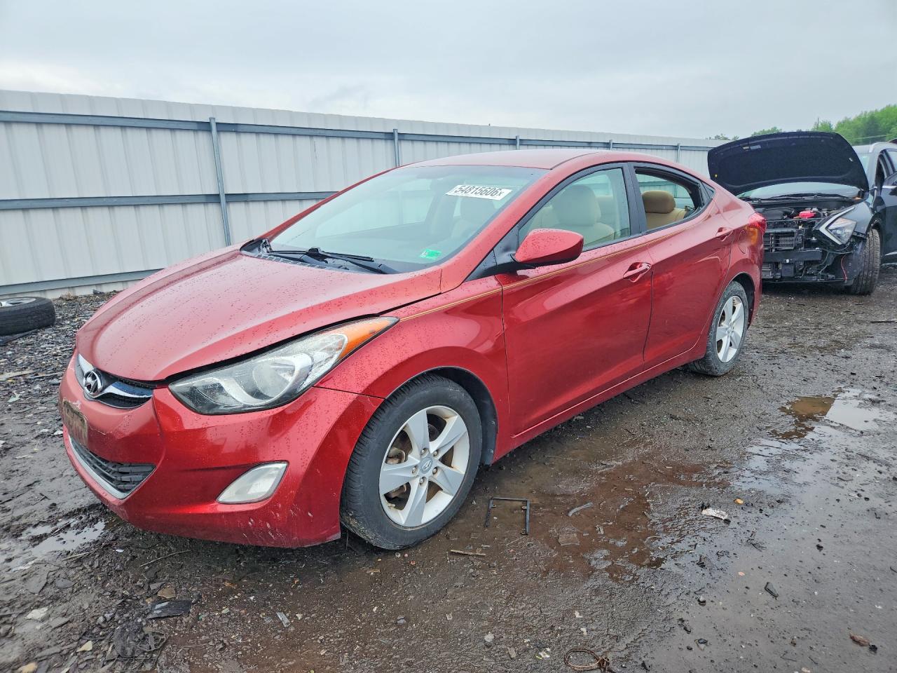 Salvage Hyundai ELANTRA Image