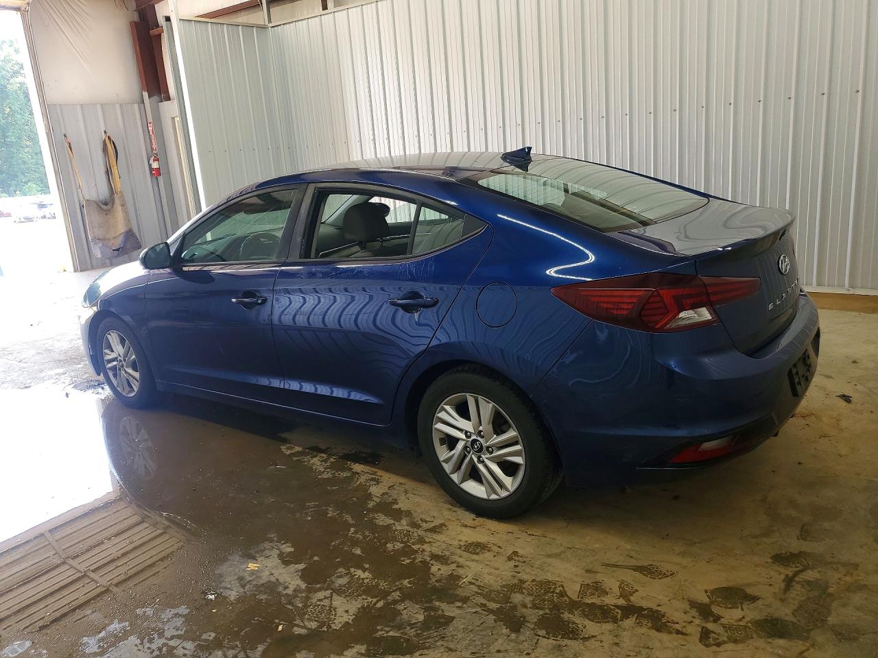 Hyundai ELANTRA Sel