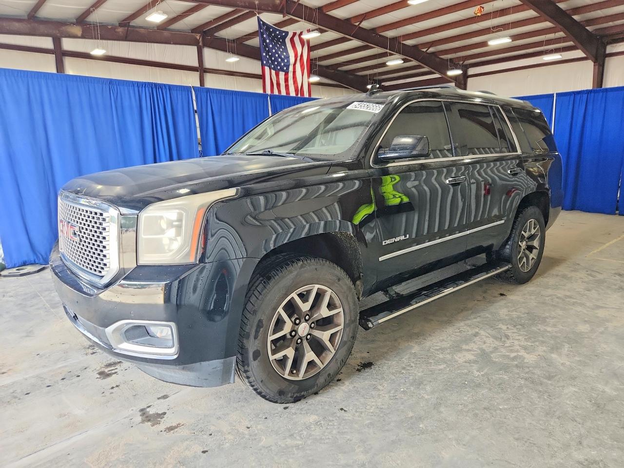 Salvage GMC Yukon Image