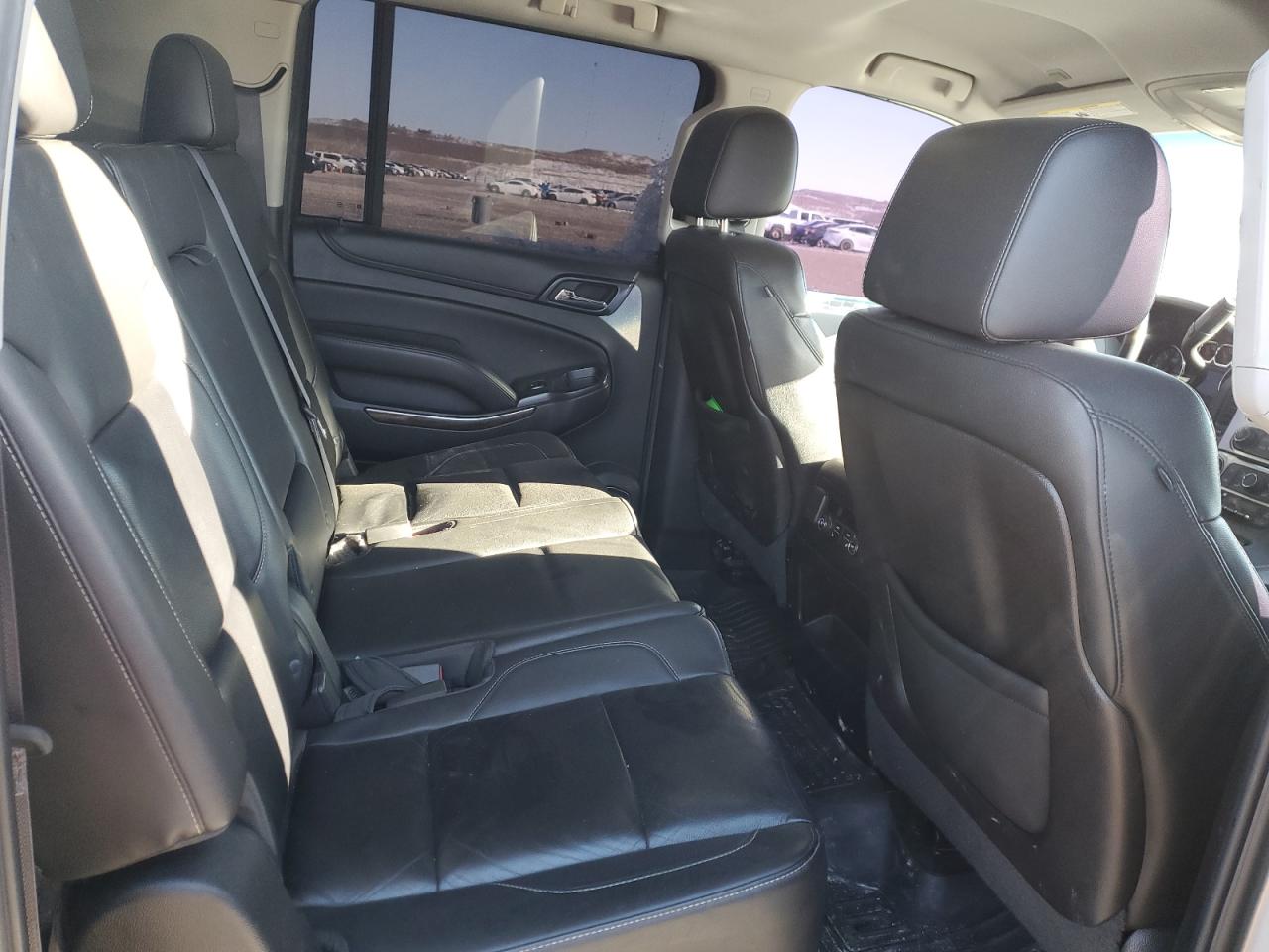 Chevrolet Suburban C1500 Lt