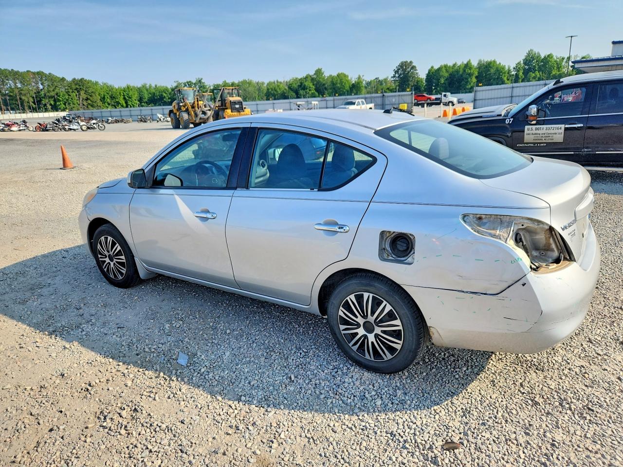 Nissan Versa 1.6 S