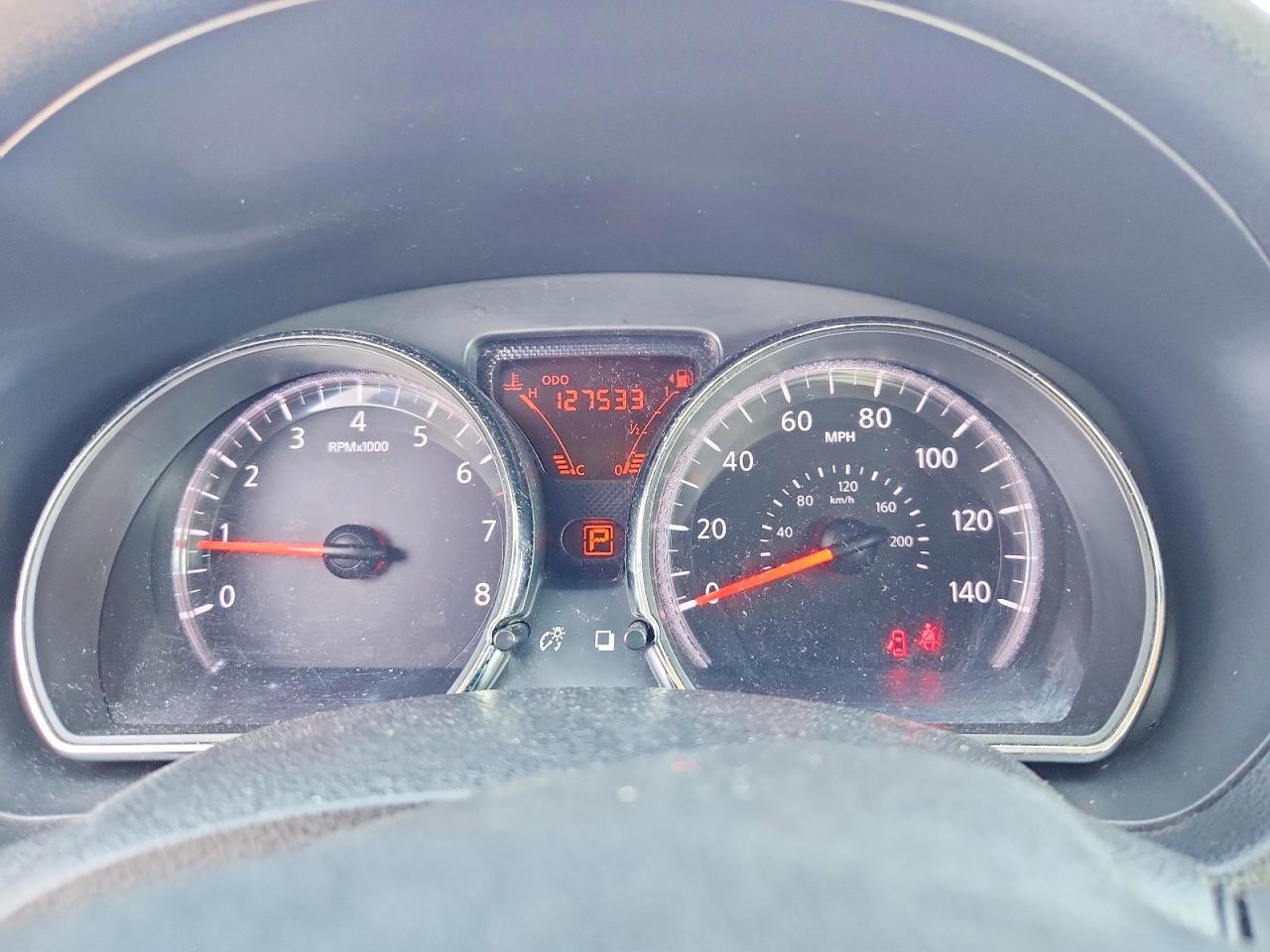Nissan Versa 1.6 S