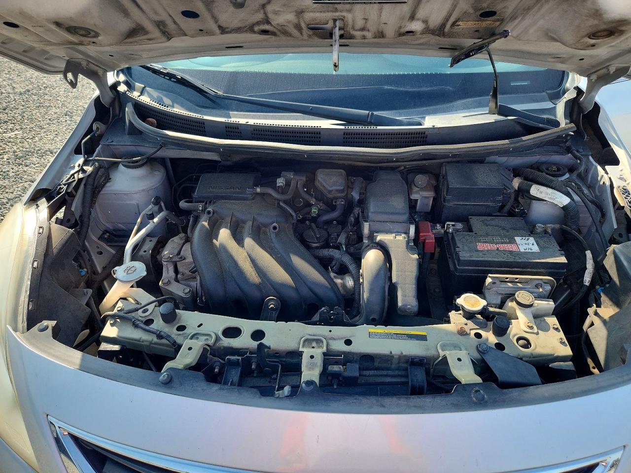 Nissan Versa 1.6 S