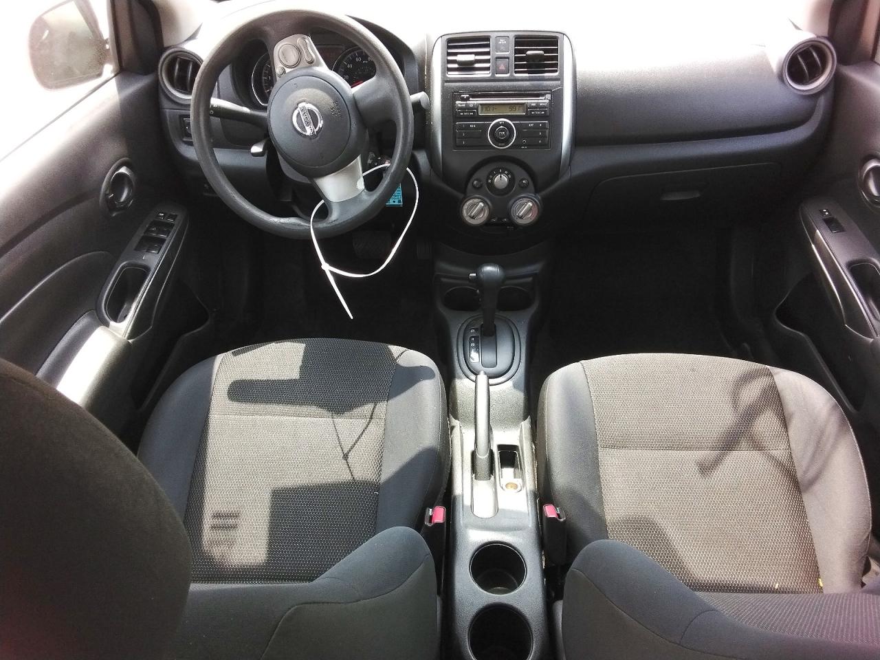 Nissan Versa 1.6 S