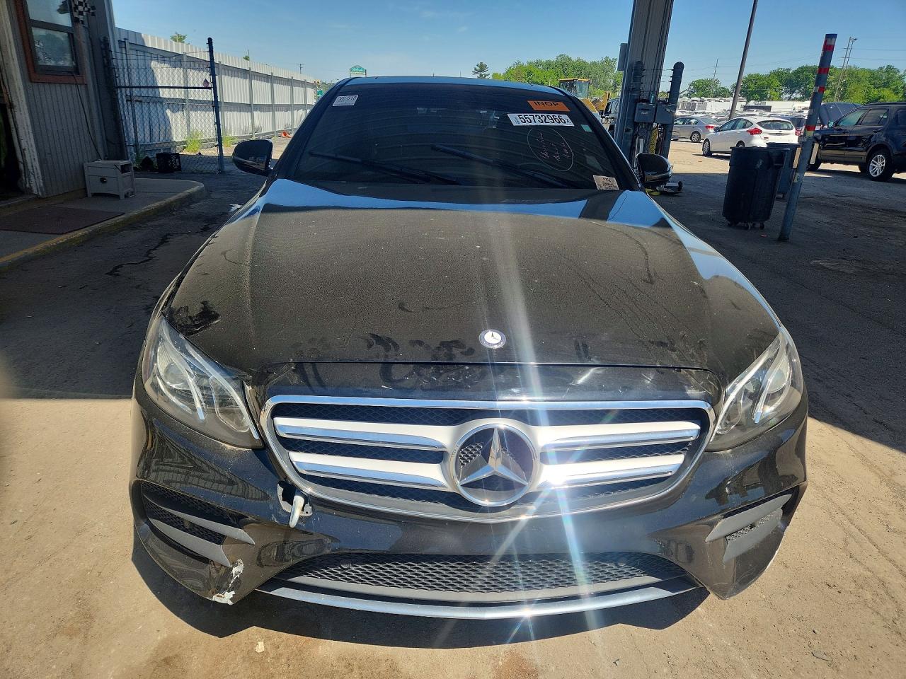 Mercedes-Benz E-Class 300