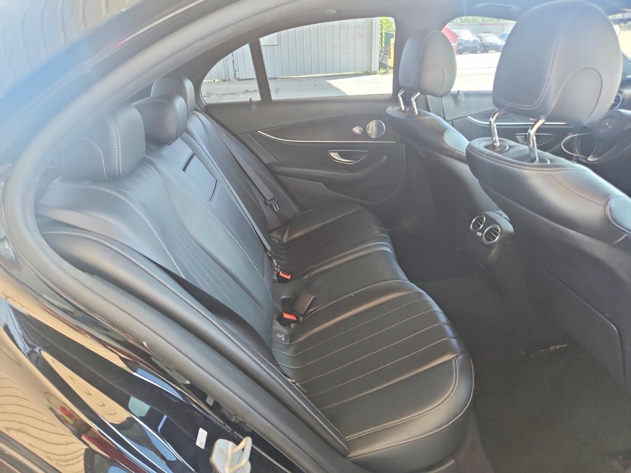 Mercedes-Benz E-Class 300