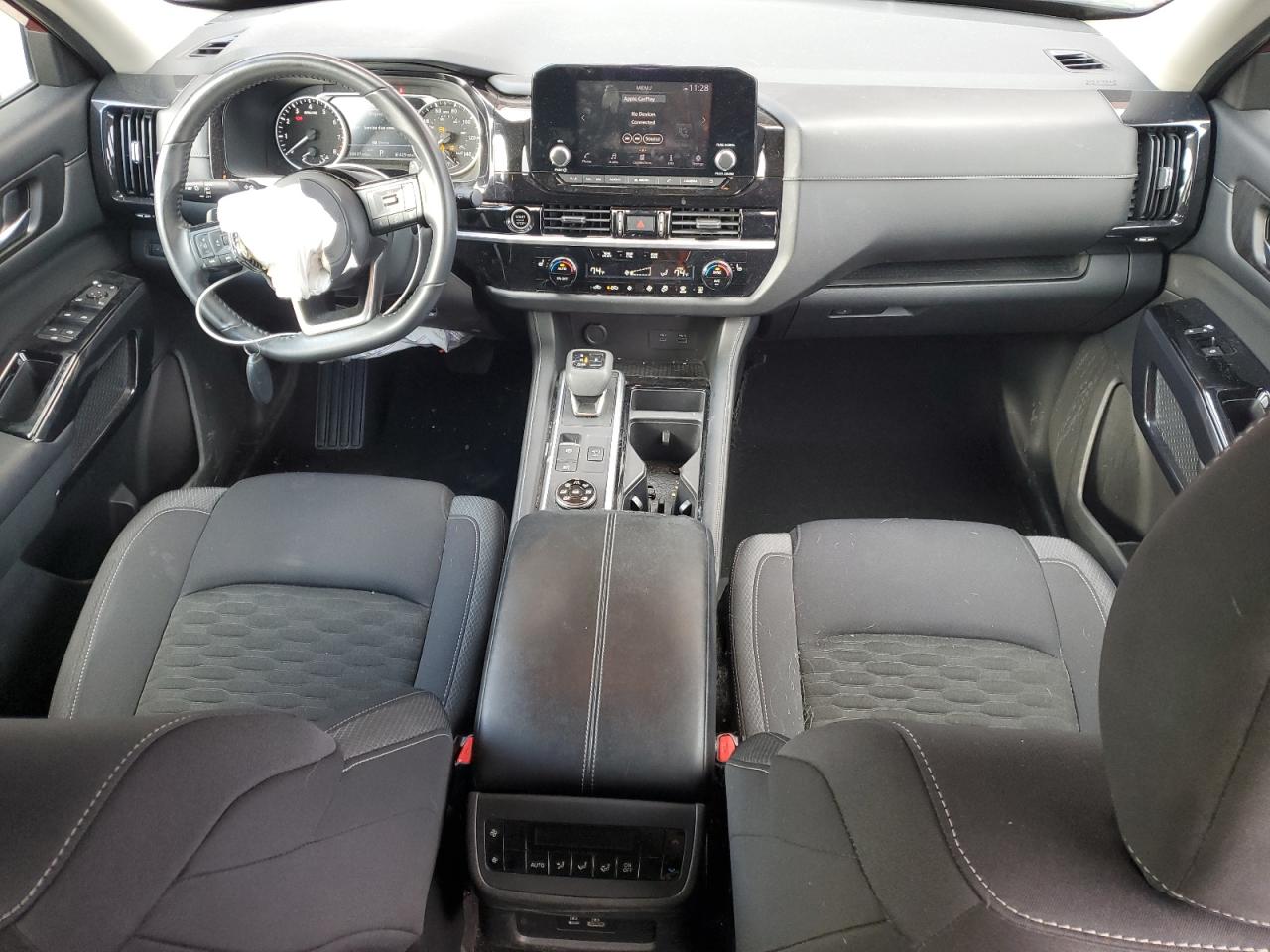 Nissan Pathfinder Sv