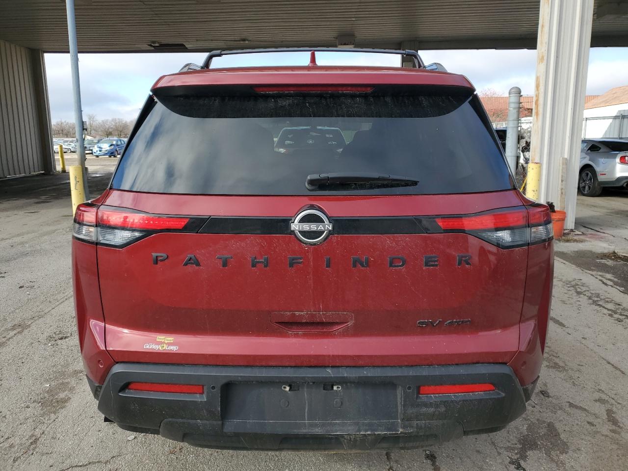 Nissan Pathfinder Sv