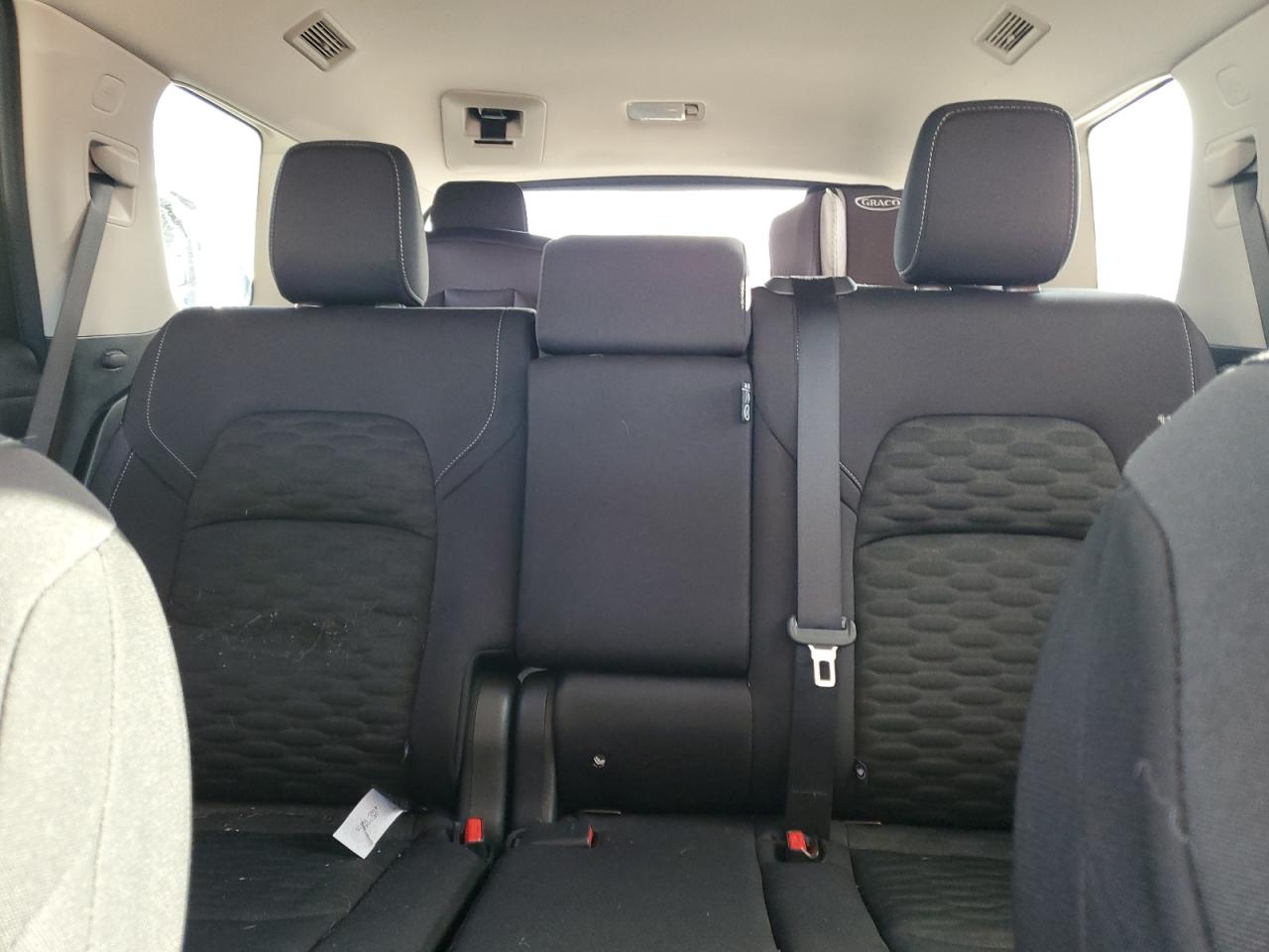 Nissan Pathfinder Sv