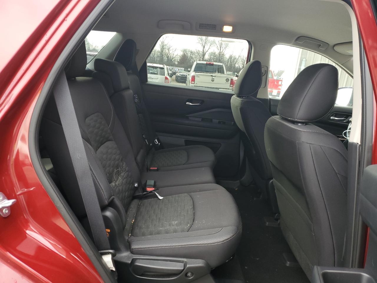 Nissan Pathfinder Sv