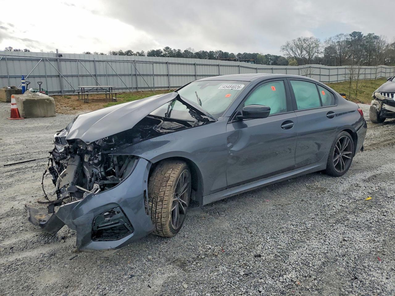 Salvage BMW 3 Series Image