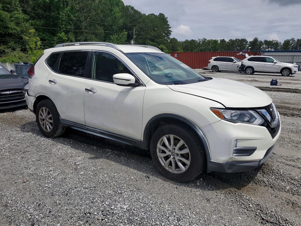 Nissan Rogue Sv