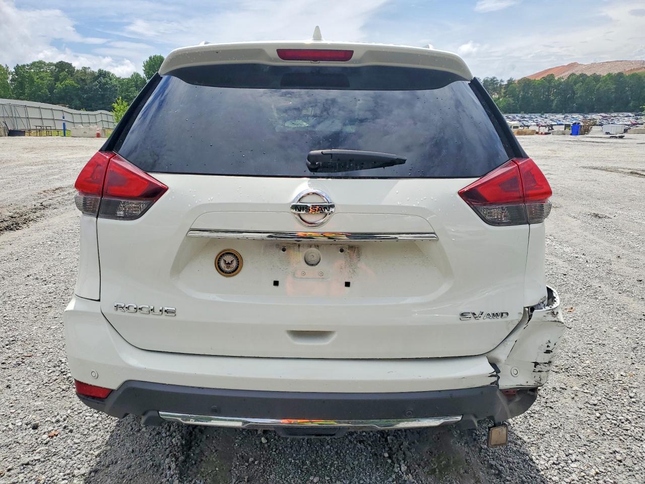 Nissan Rogue Sv