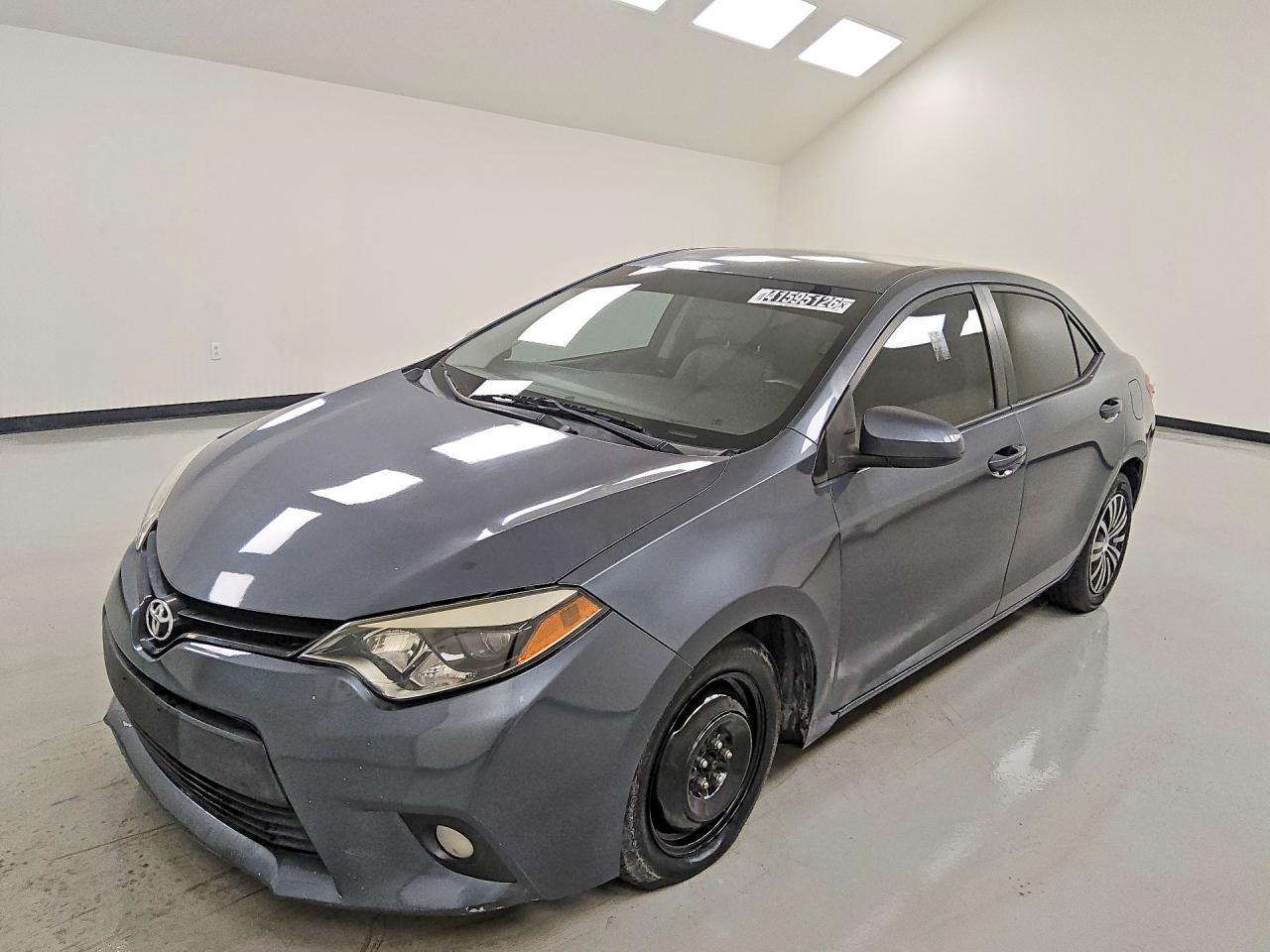 Salvage Toyota Corolla Image