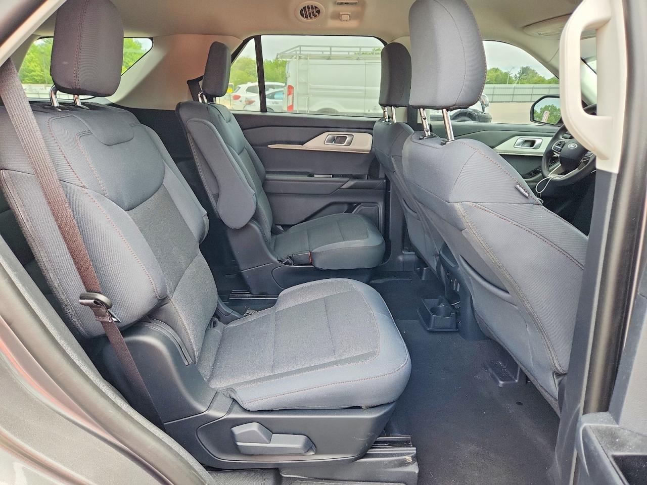 Ford Explorer Active