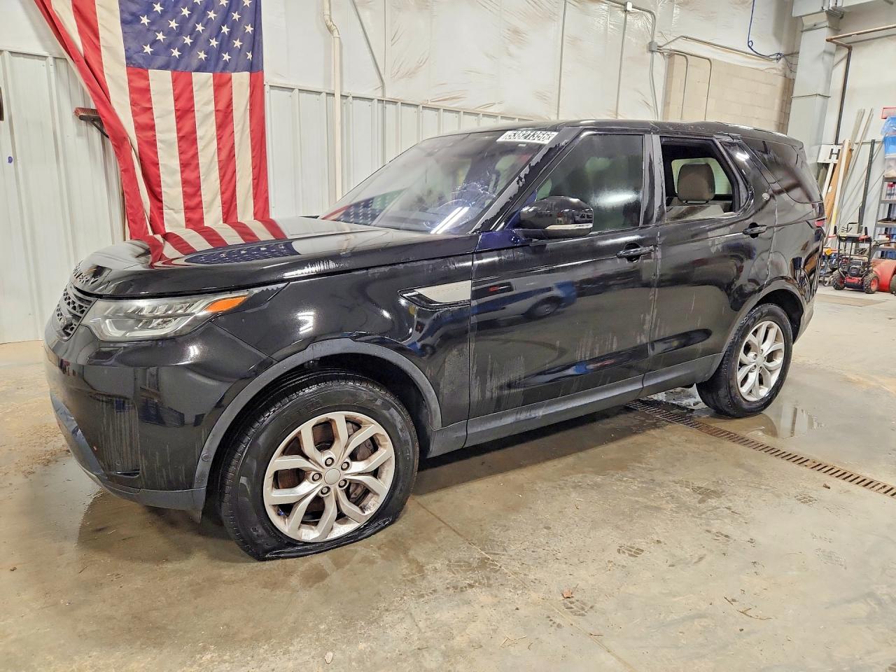 Salvage Land Rover Discovery Image