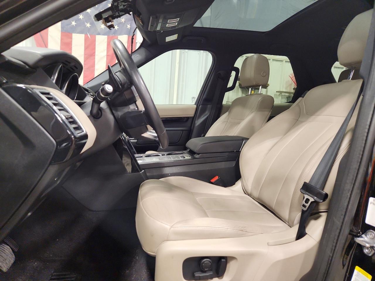 Land Rover Discovery Se