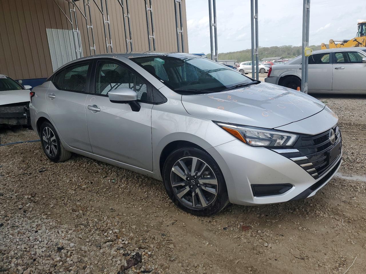 Nissan Versa Sv