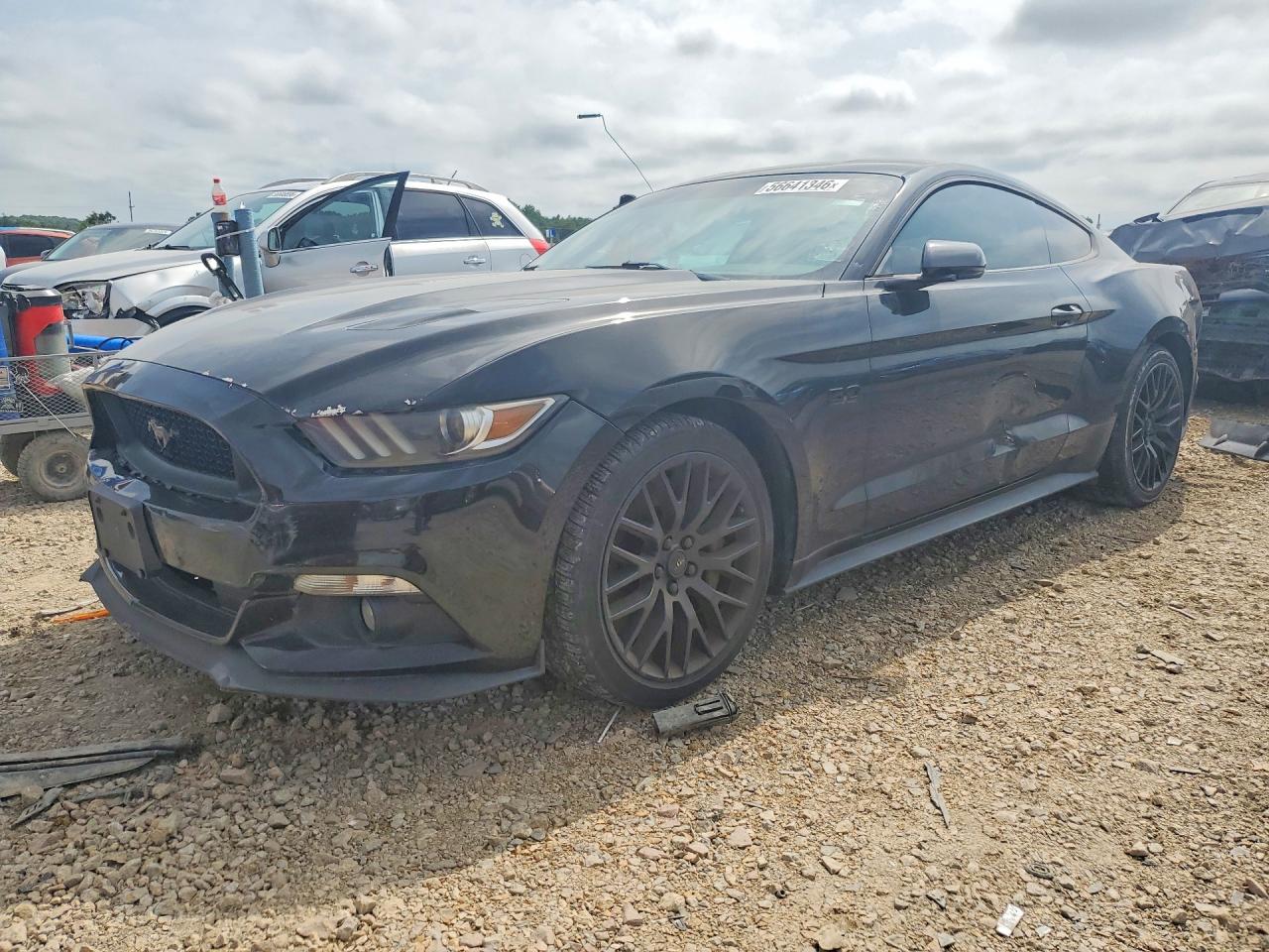 Salvage Ford Mustang Image
