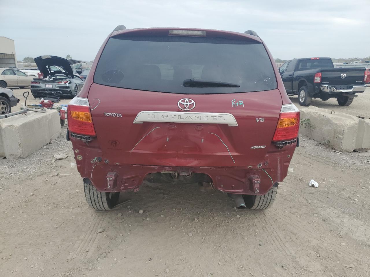 Toyota Highlander Base