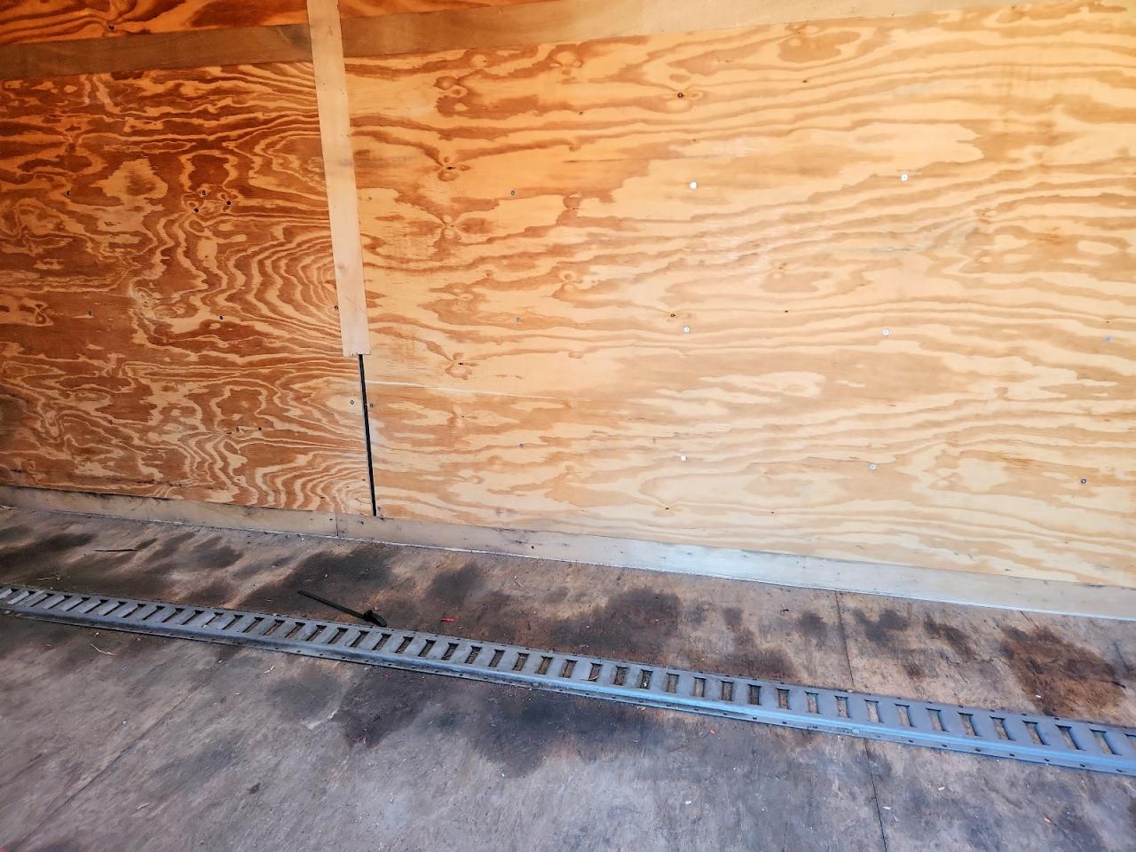 Royl Cargo 10
