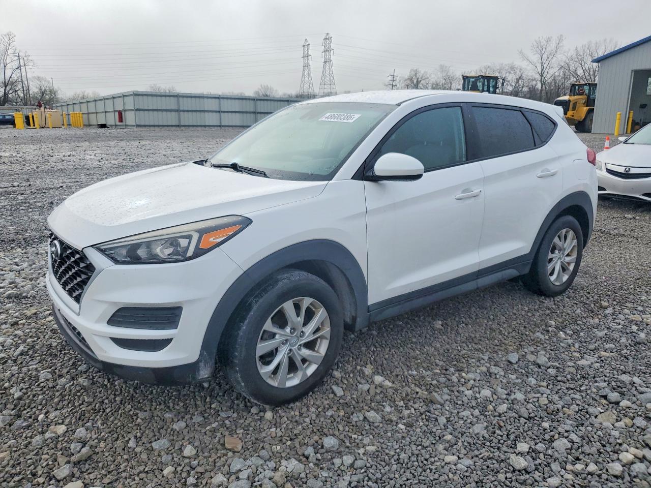 Salvage Hyundai TUCSON Image