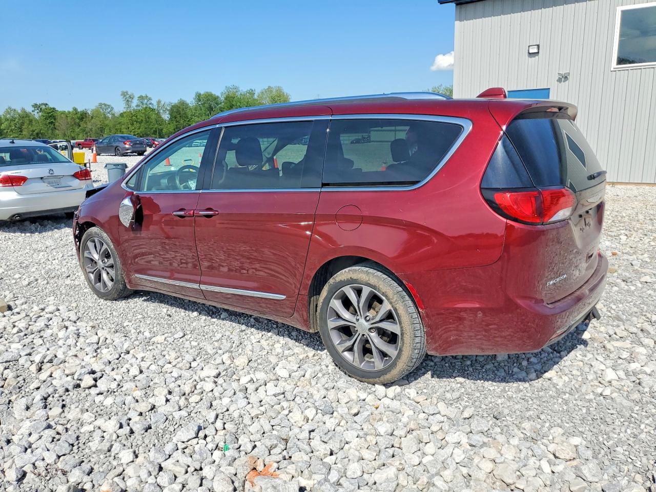 Chrysler Pacifica Limited