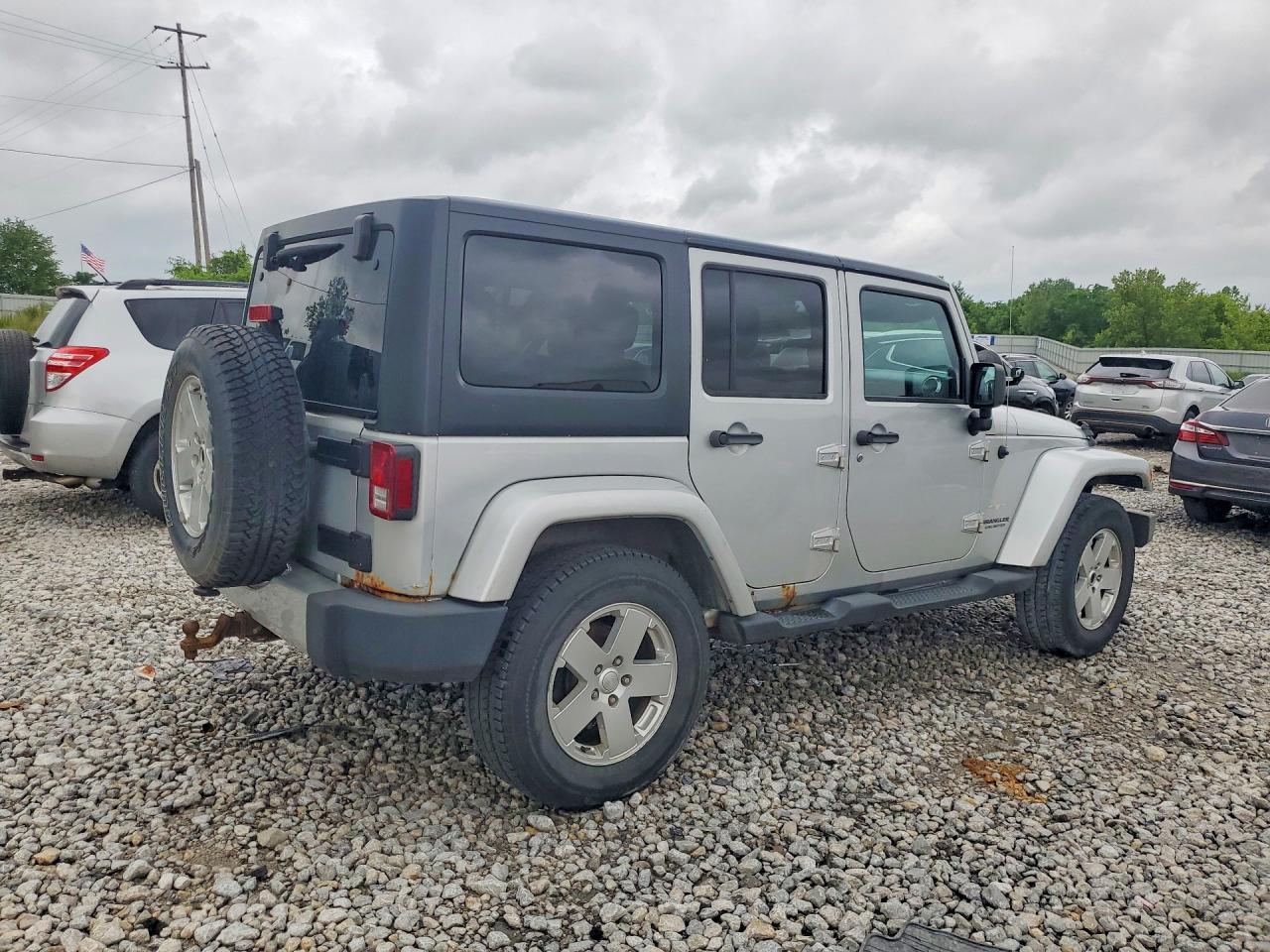Jeep Wrangler Sahara