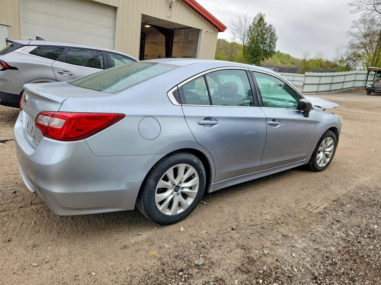 Subaru Legacy 2.5i