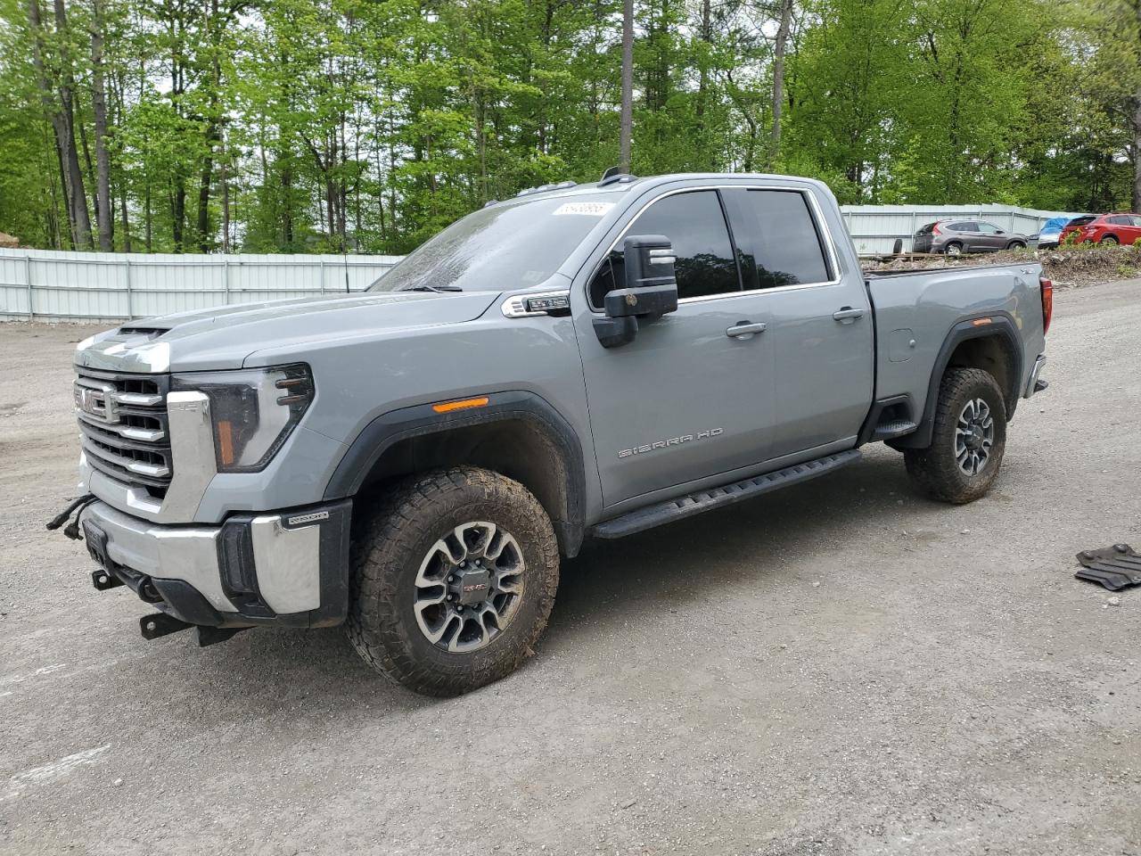 Salvage GMC Sierra Image