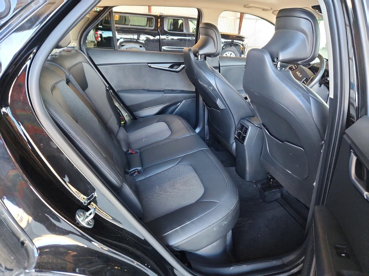 Kia Niro Ex