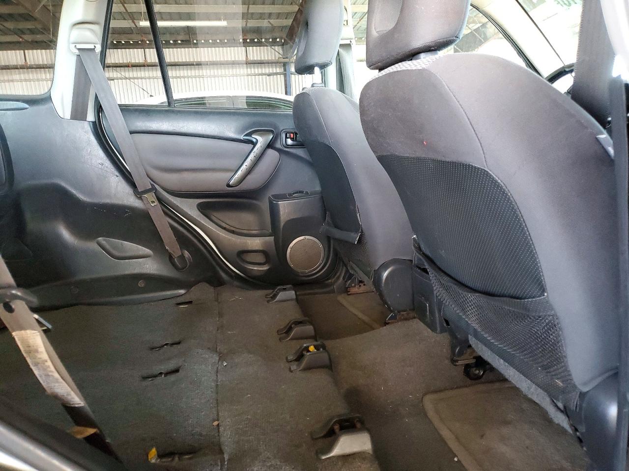 Toyota RAV4 Base